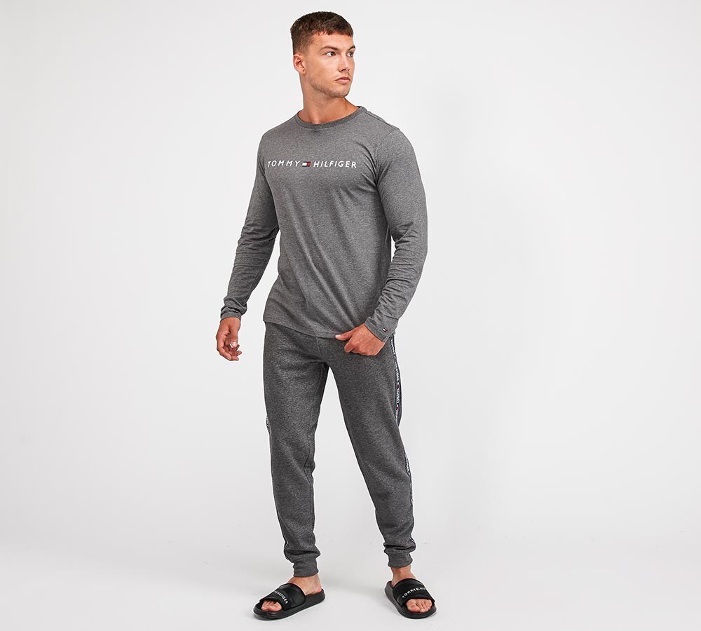 Lounge Linear Logo Long Sleeved T-Shirt image 2