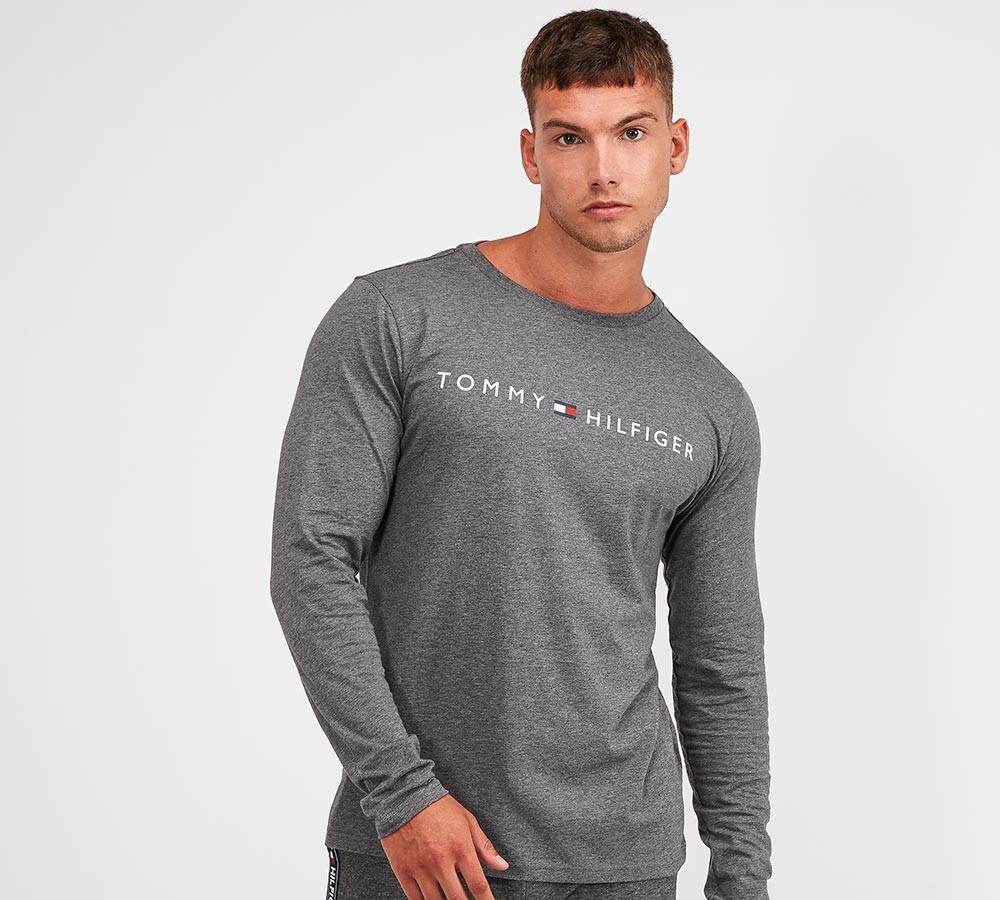 Lounge Linear Logo Long Sleeved T-Shirt image 4