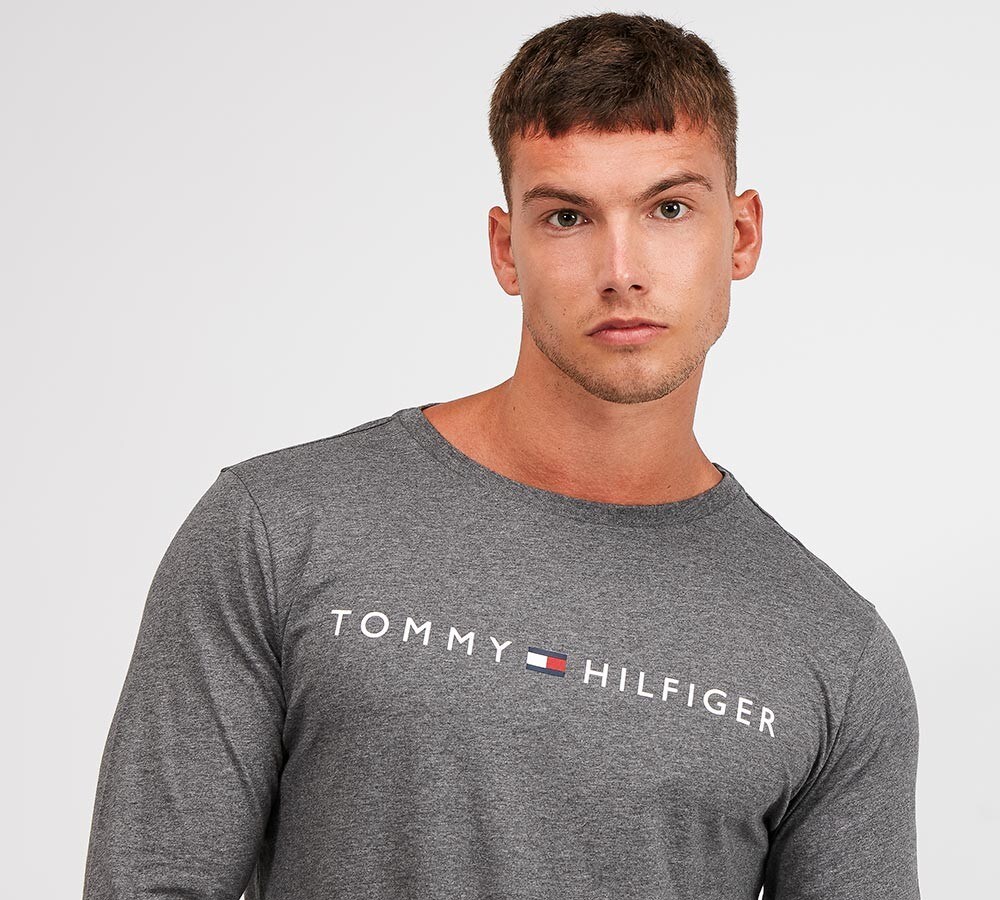 Lounge Linear Logo Long Sleeved T-Shirt image 5