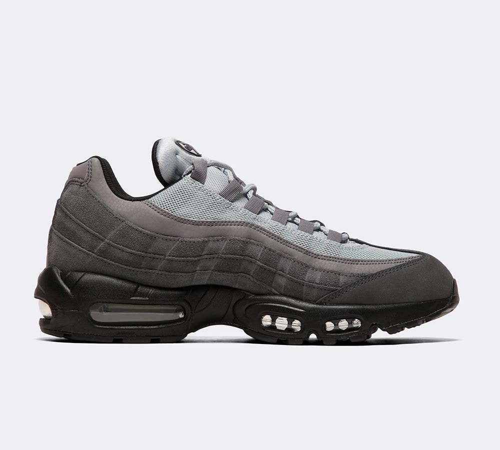 Air Max 95 Essential Trainer image 3