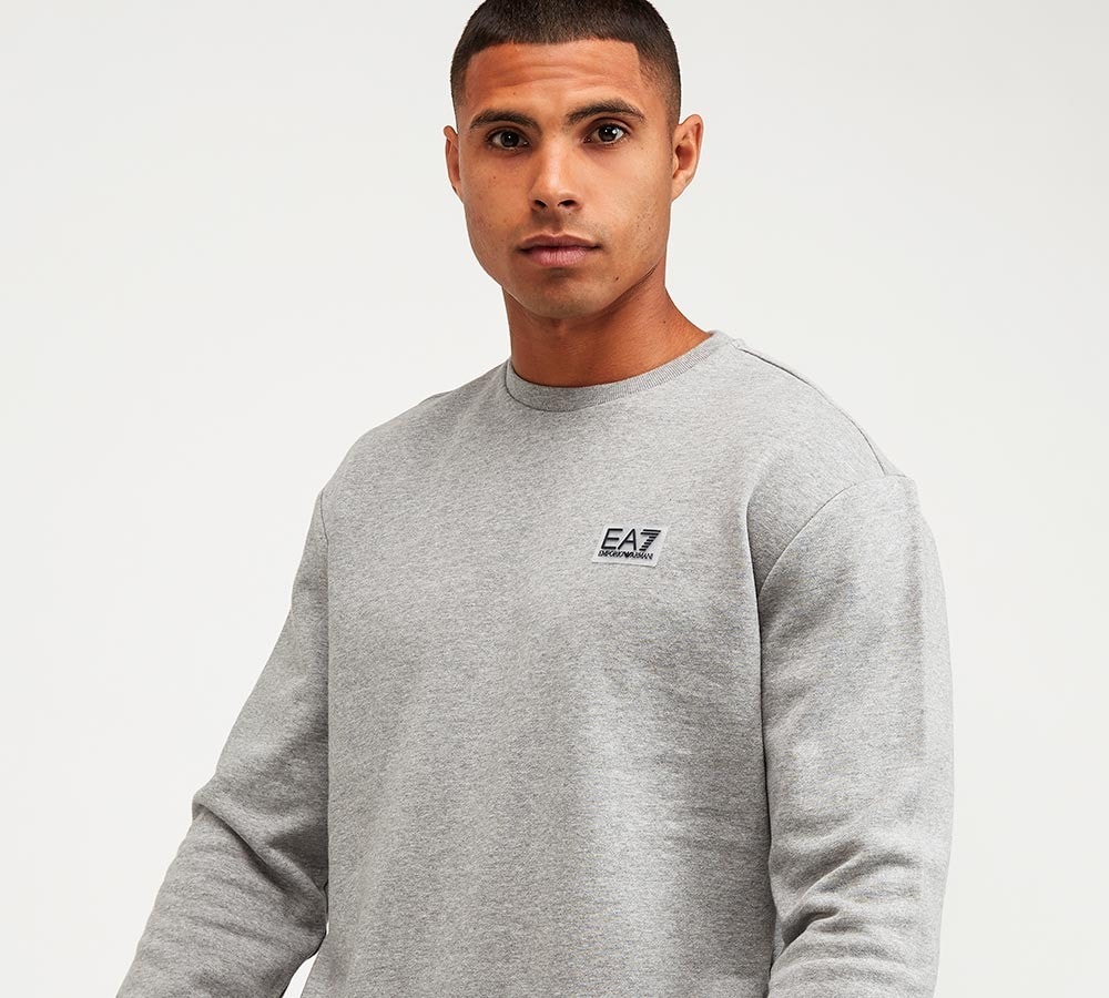 Core Badge Sweatshirt image 5
