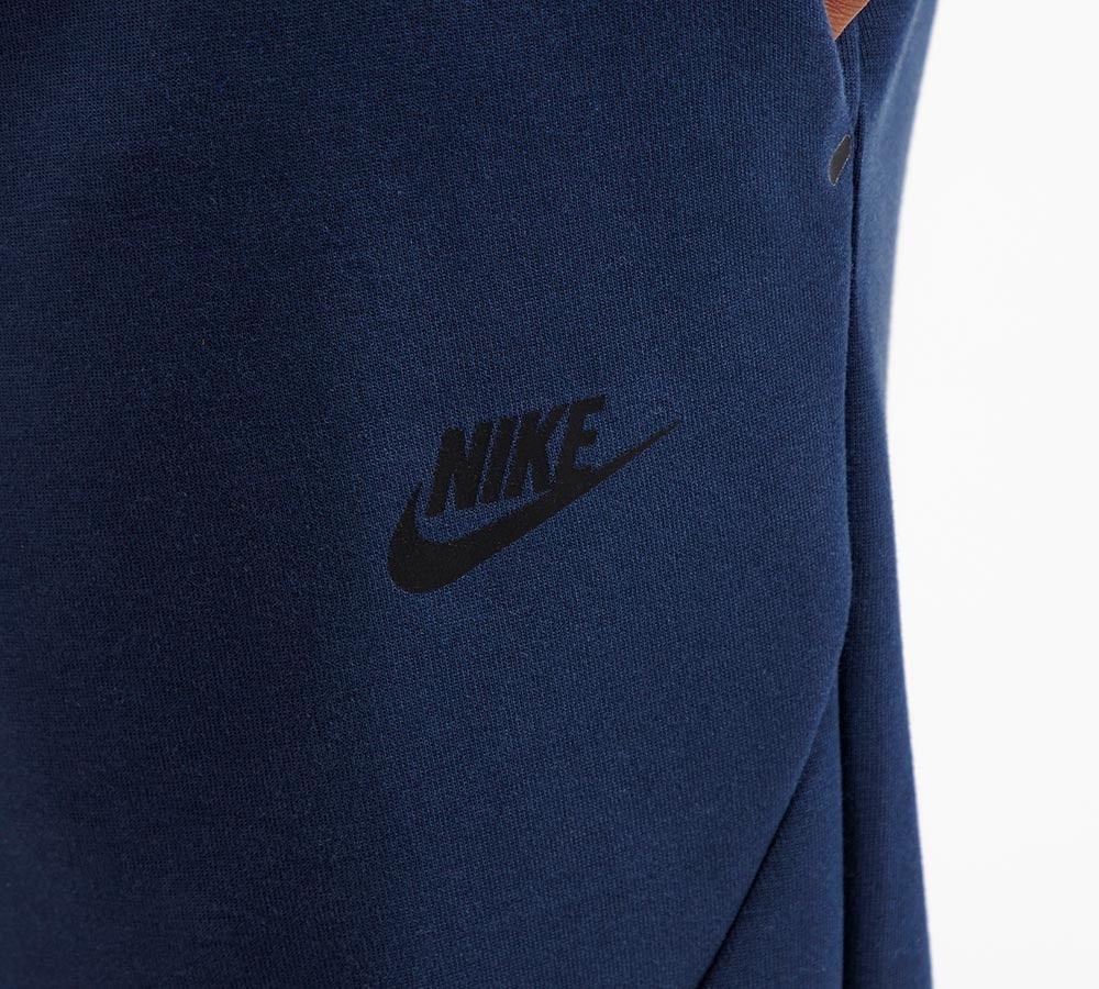 Tech Fleece Pant image 5