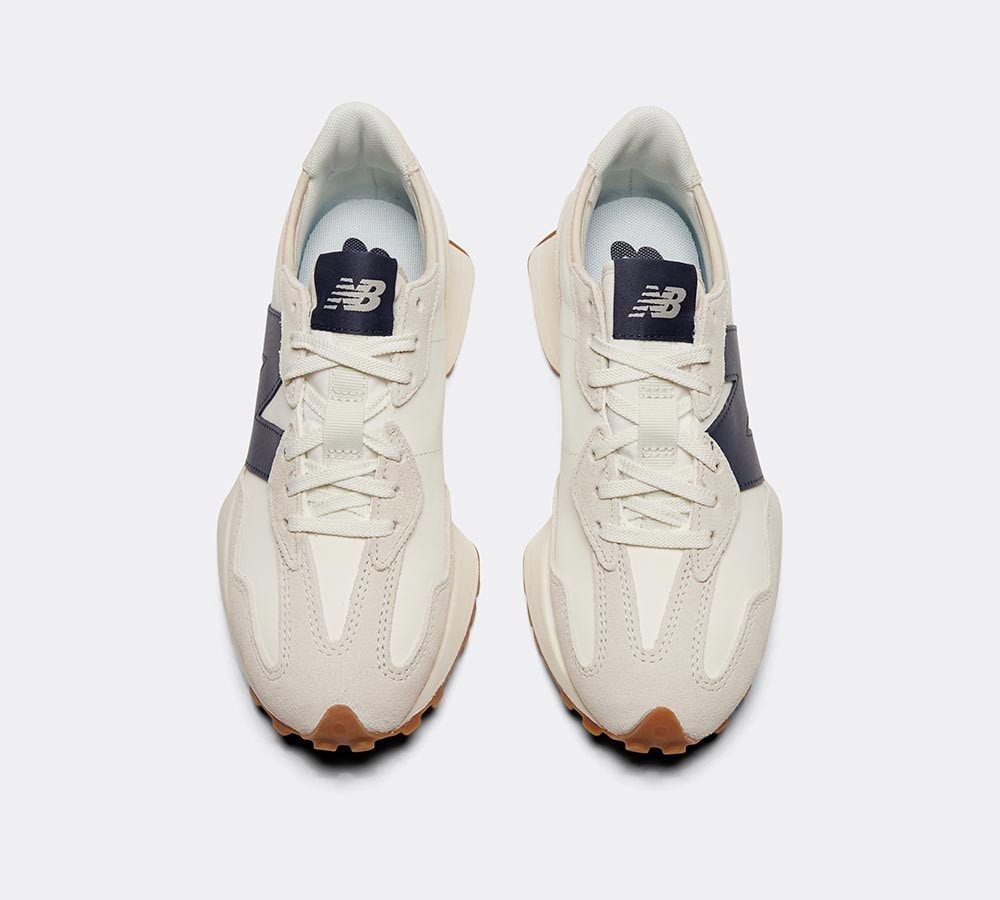 Womens 327 Trainer image 4