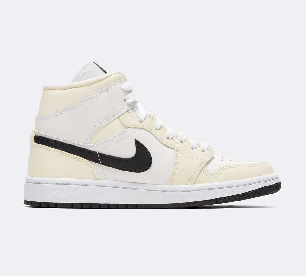 Womens Air Jordan 1 Mid Trainer image 3