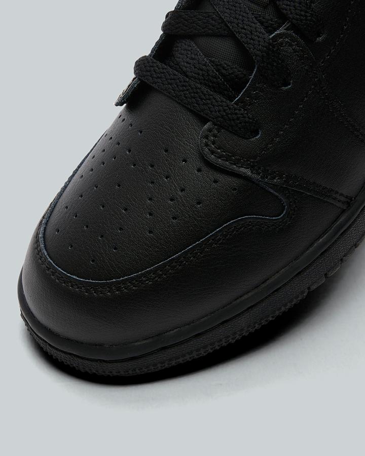 Junior Air Jordan Low Trainer image 5