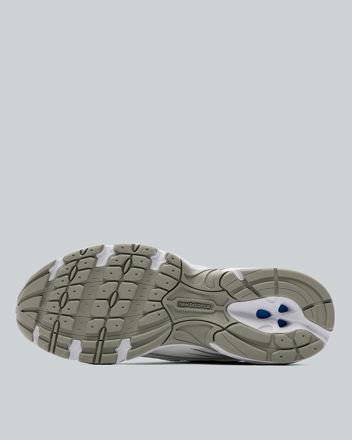 740 Trainer image 4
