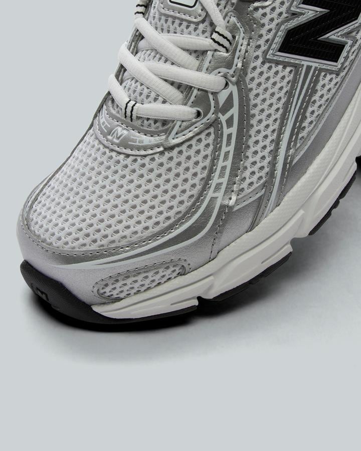 740 Trainer image 5