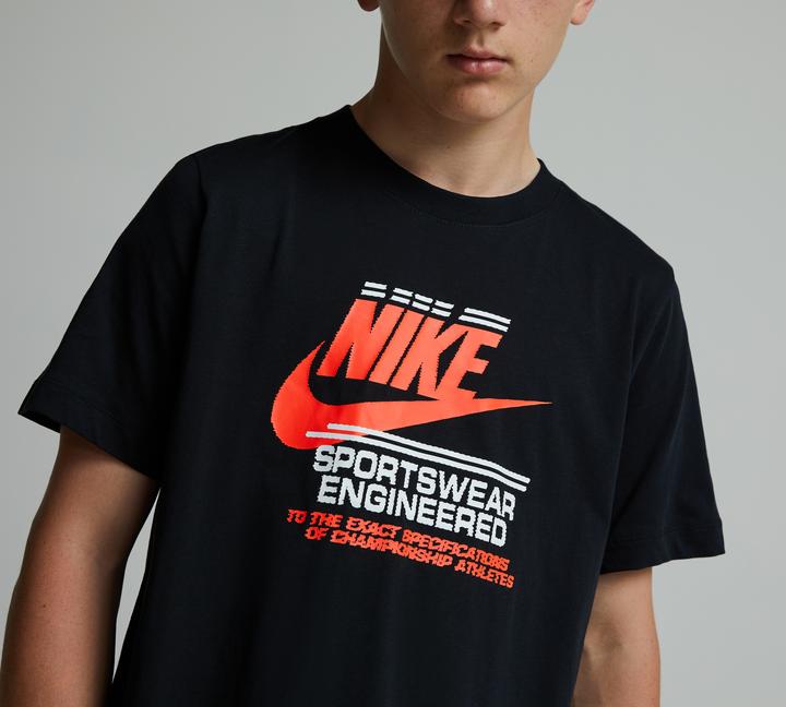 Junior Graphic T-Shirt image 3
