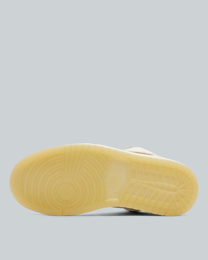 Womens Air Jordan 1 Low SE Trainer image 4
