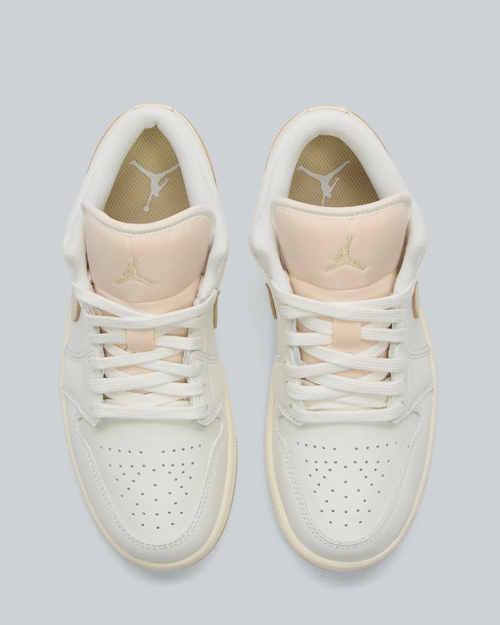 Womens Air Jordan 1 Low SE Trainer image 7