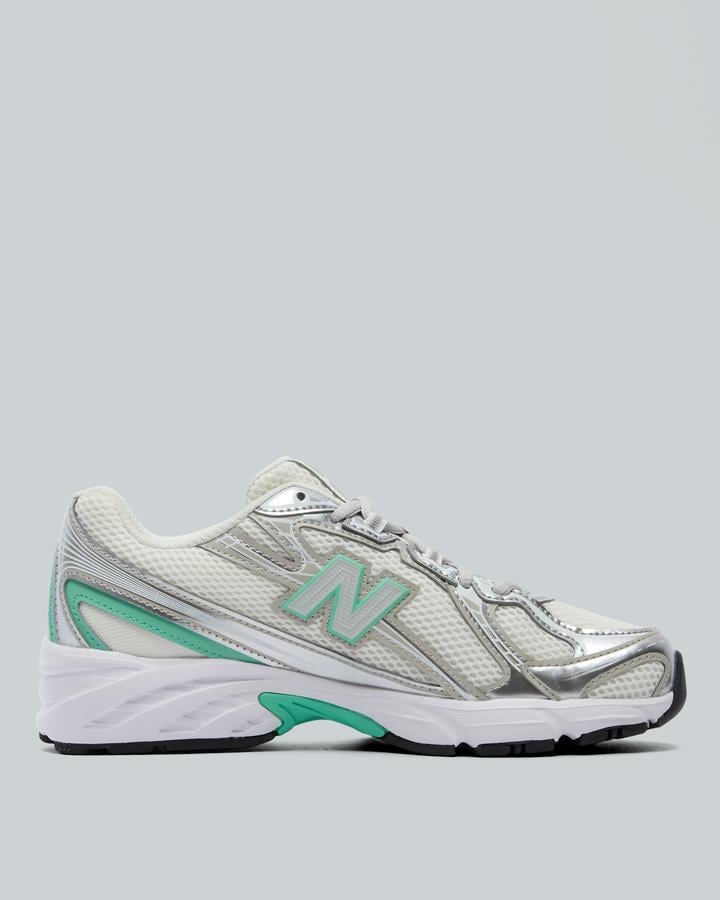 Junior 740 Trainer image 3