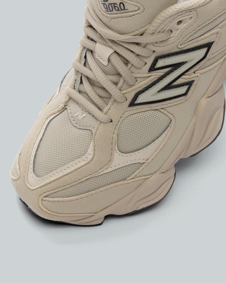 Junior 9060 Trainer image 5