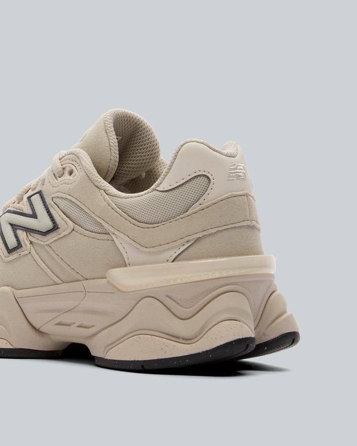 Junior 9060 Trainer image 6
