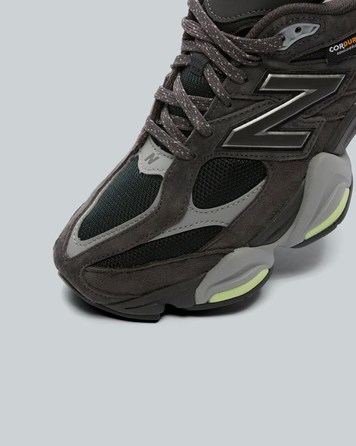 9060 Trainer image 5