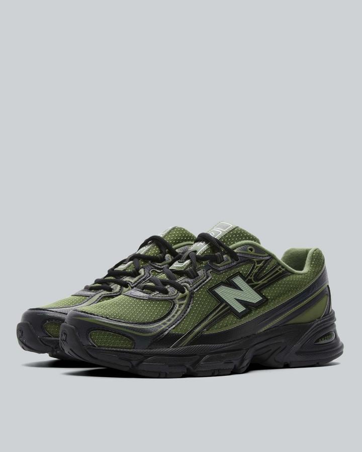 740 Trainer image 2