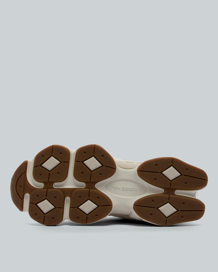 Womens 9060 Trainer image 4