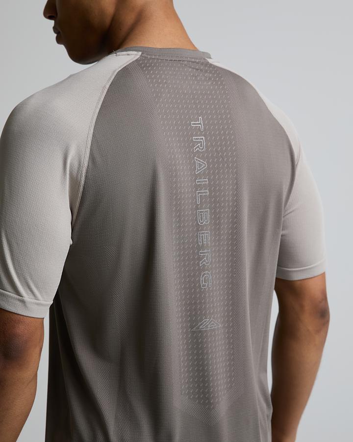 Rapid Dash Seamless T-Shirt image 6