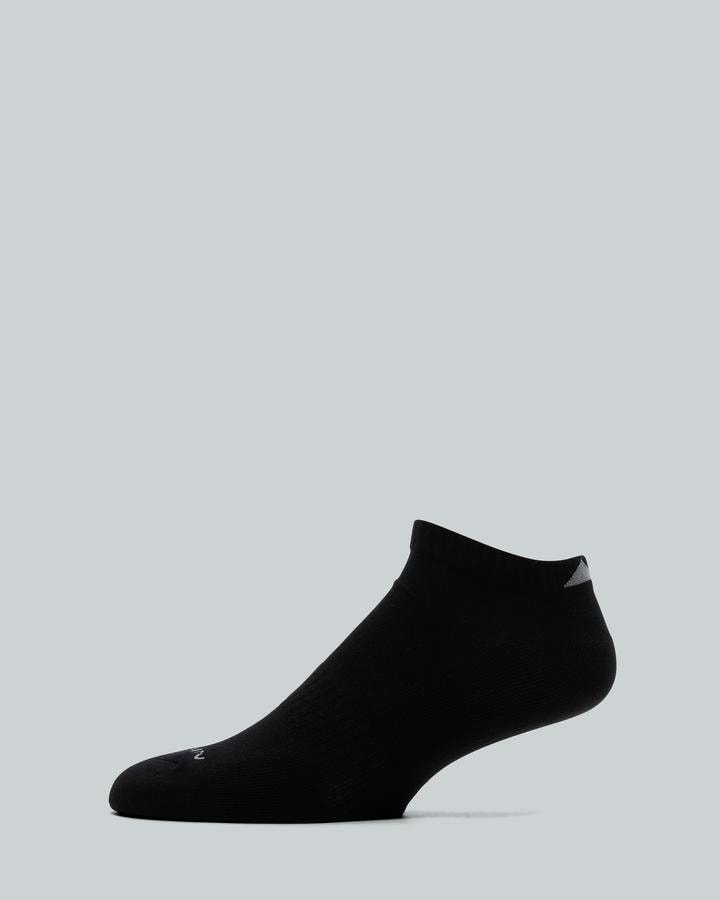 3 Pack Form Core Cushioned Ankle Sock image 1