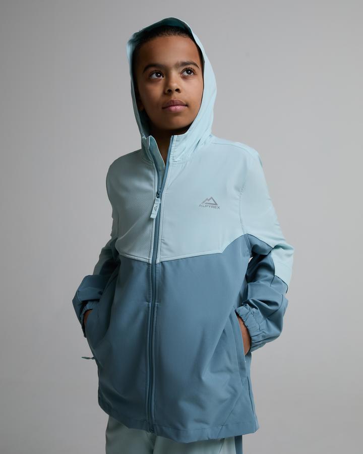 Junior Ontera Windrunner image 5