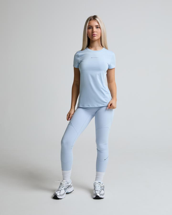 Womens Lyder 2.0 Sports T-Shirt image 2
