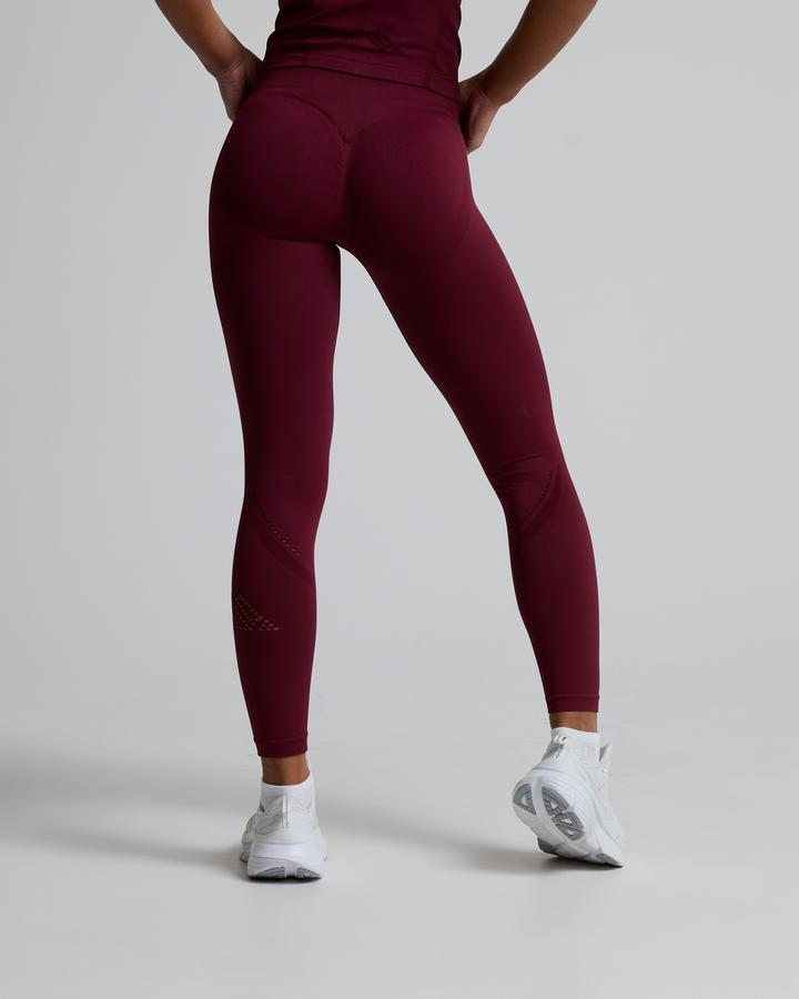 Womens Suntra Seamless Legging image 3