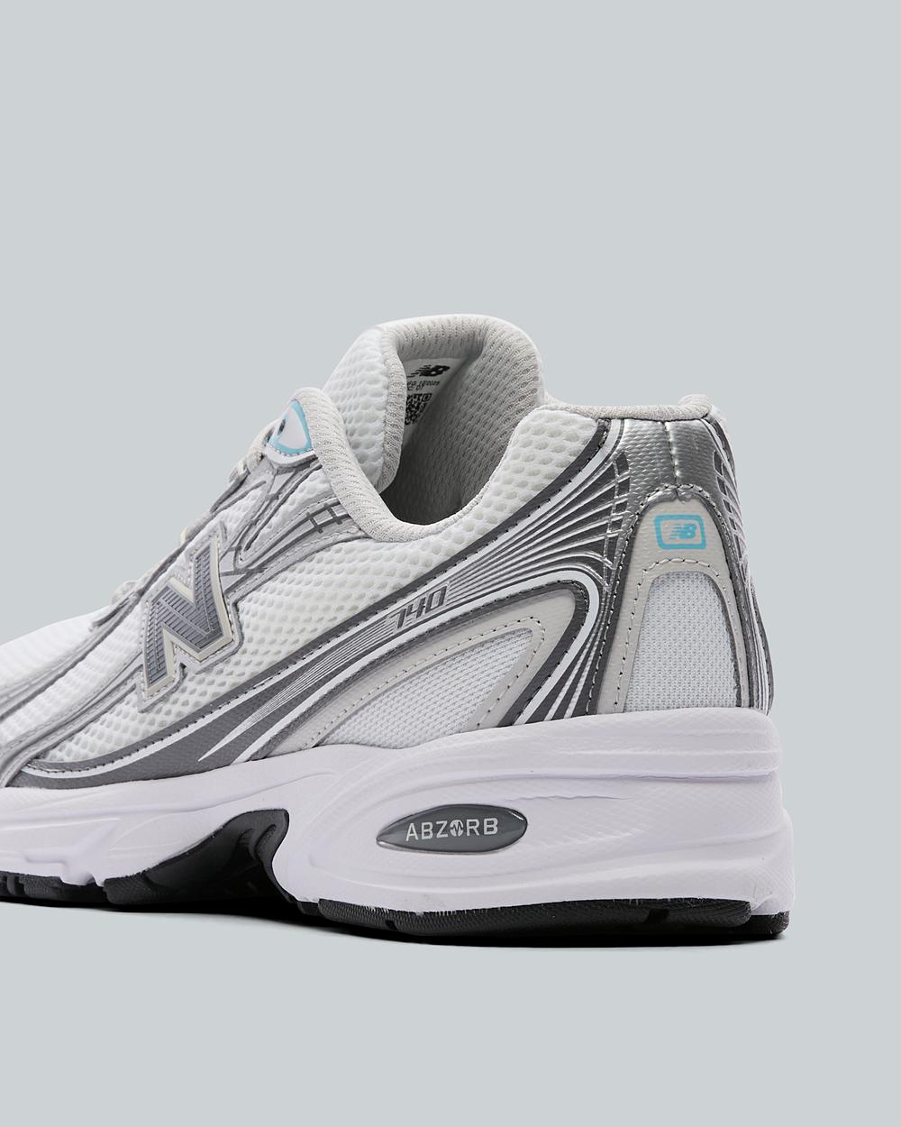 740 Trainer image 5