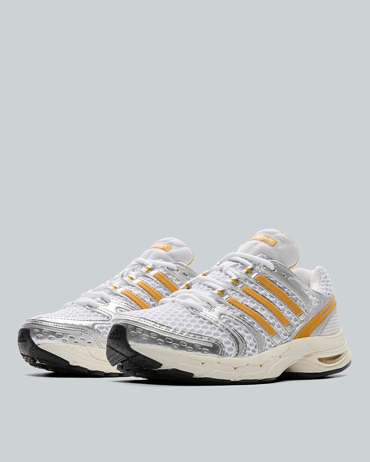 Womens Adistar Control 5 Trainer image 2
