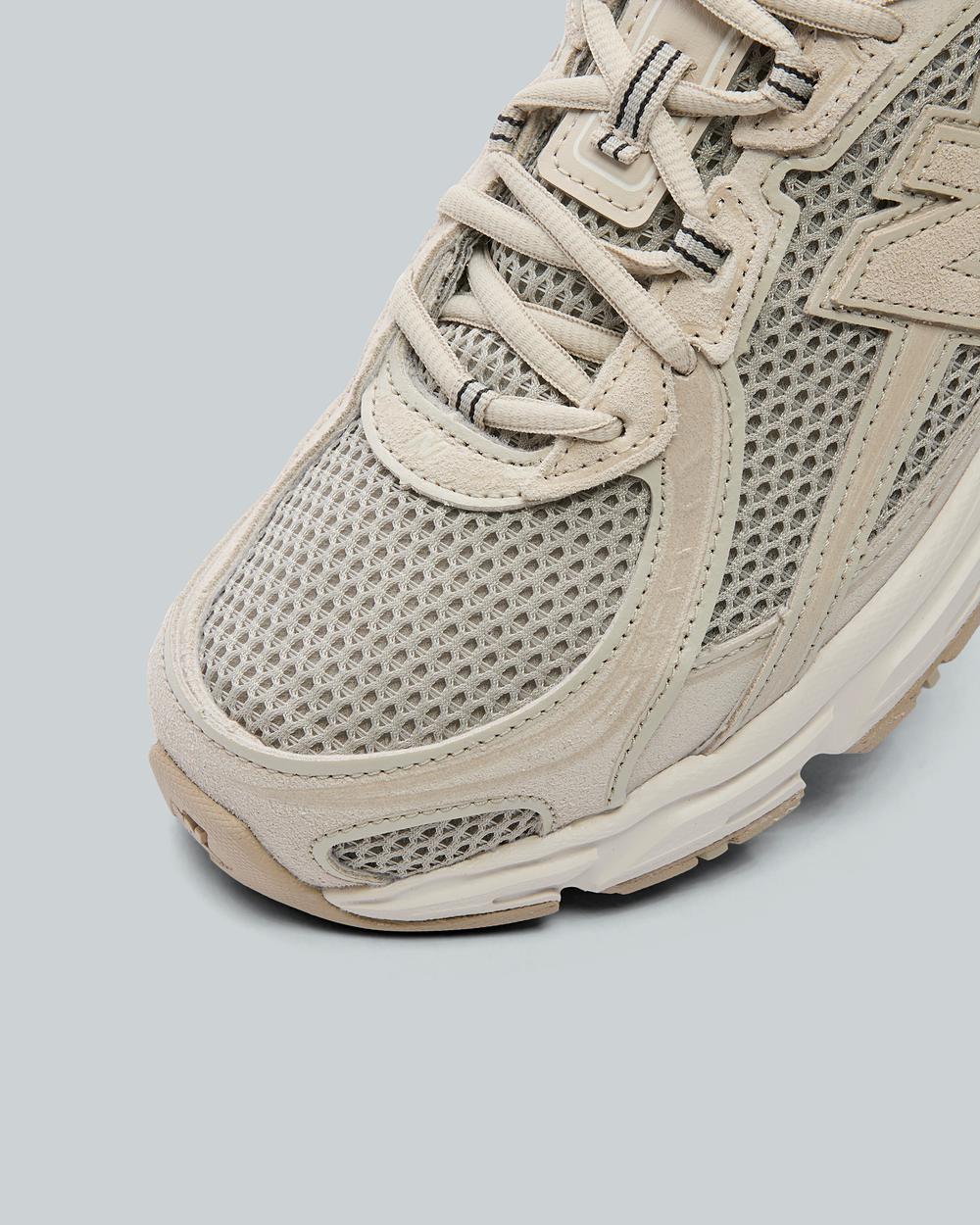 740 Trainer image 5