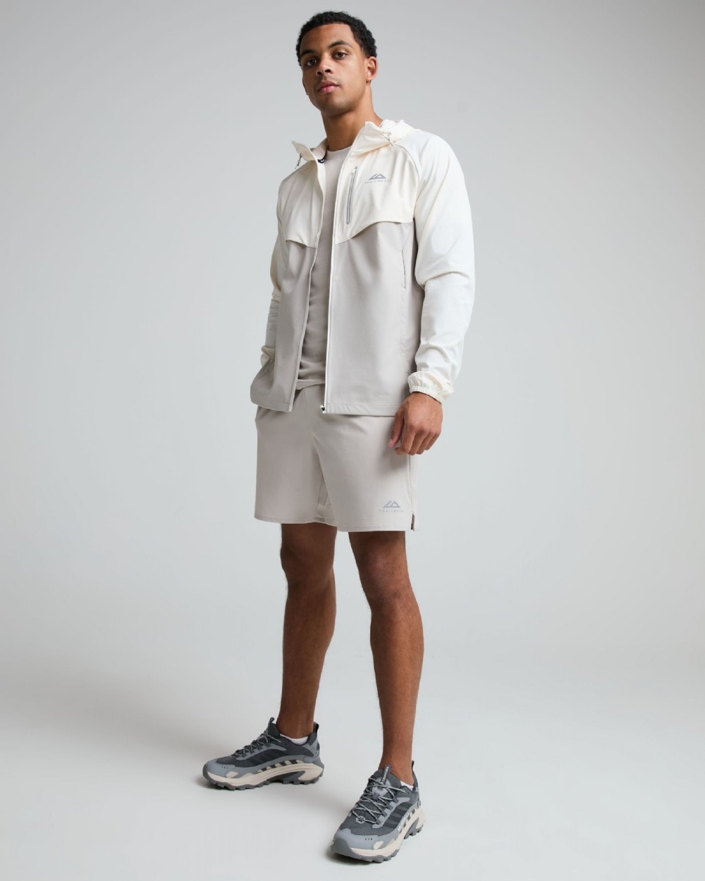 Essentials 2.0 Short image 1
