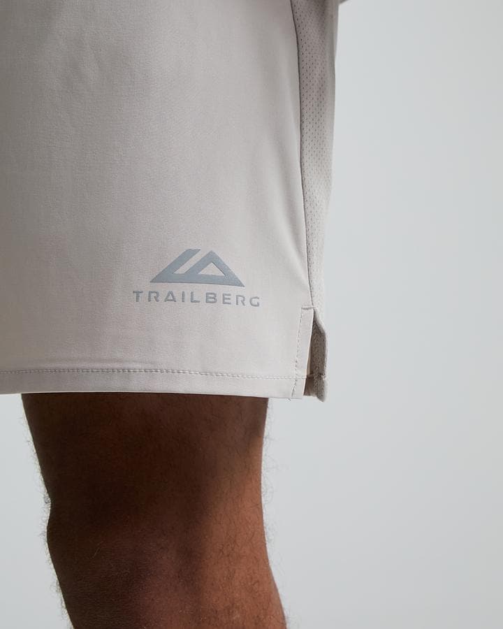 Essentials 2.0 Short image 4