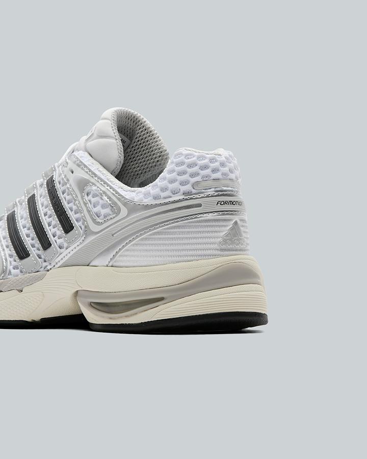 Junior Adistar Control 5 Trainer image 6