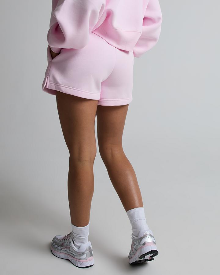 Womens Phoenix Fleece Mid-Rise 4 Inch Short image 3