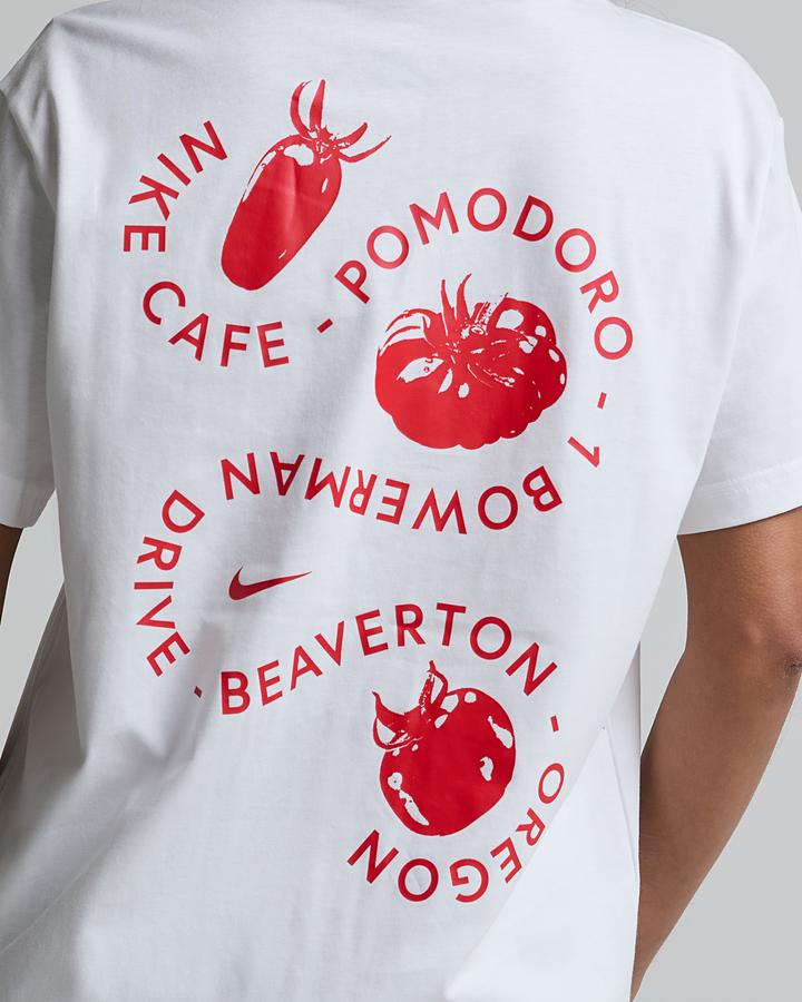 Womens Graphic Cafe Tomato T-Shirt image 5