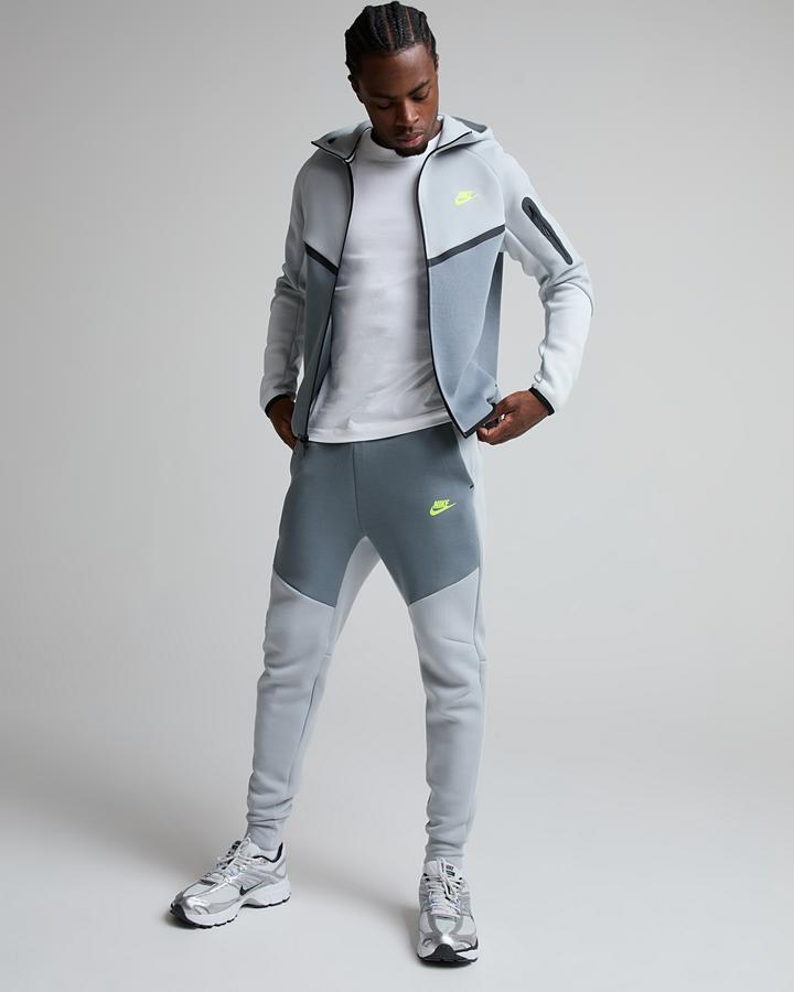 Tech Fleece Jogger image 2