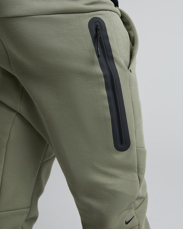 Tech Fleece Jogger image 6