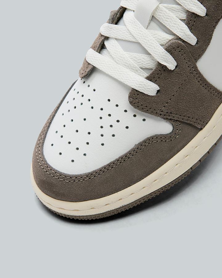 Junior Air Jordan 1 Low Trainer image 5