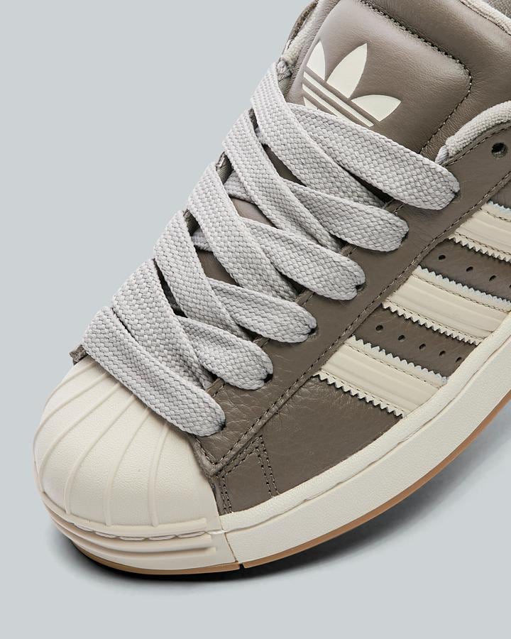 Superstar ST Trainer image 5