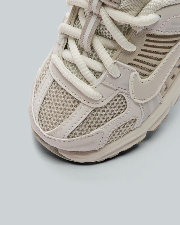 Nursery Vomero 5 Trainer image 5