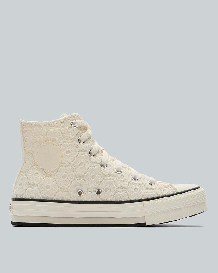 Junior Chuck Taylor All Star Hi Lift EVA Trainer image 3