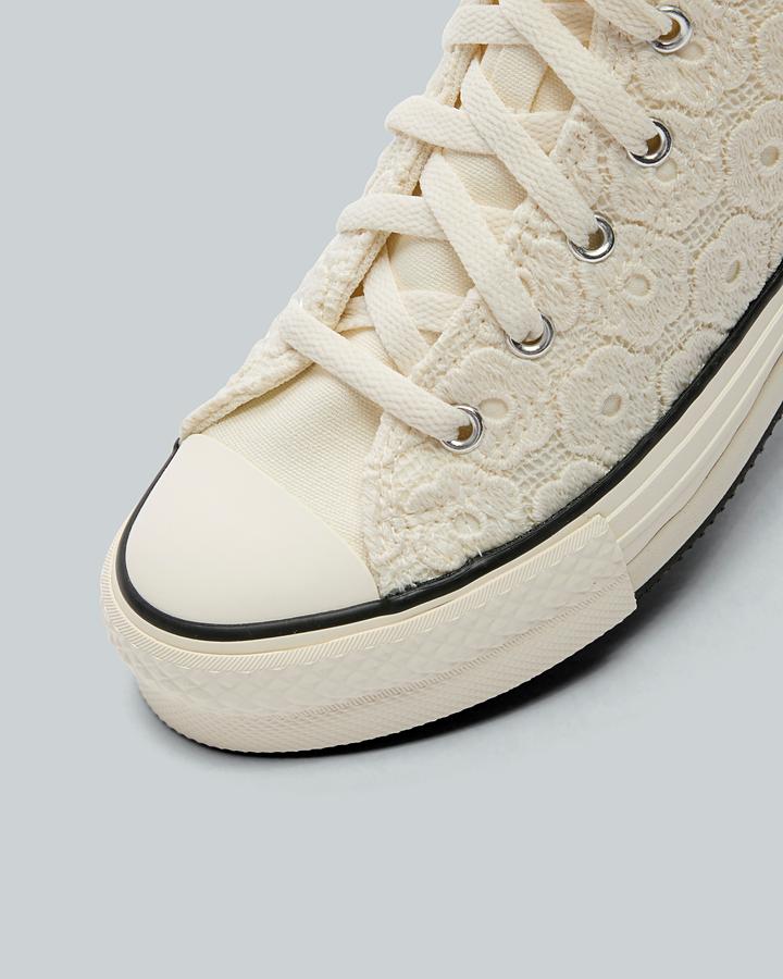 Junior Chuck Taylor All Star Hi Lift EVA Trainer image 5