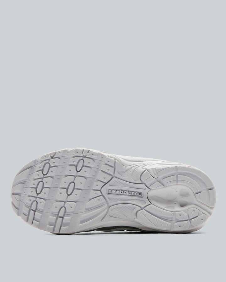 Nursery 740 Trainer image 4