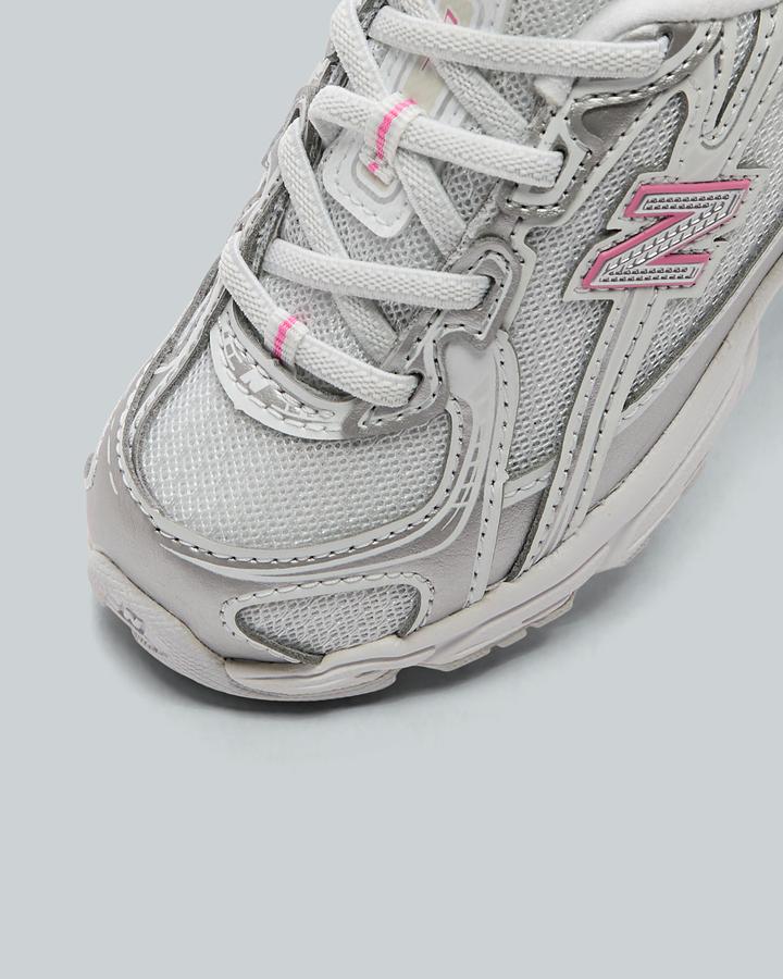 Nursery 740 Trainer image 5