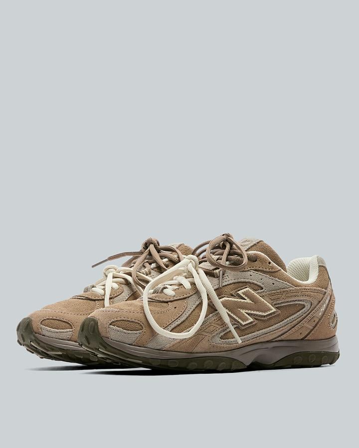 Womens 204L Trainer image 2