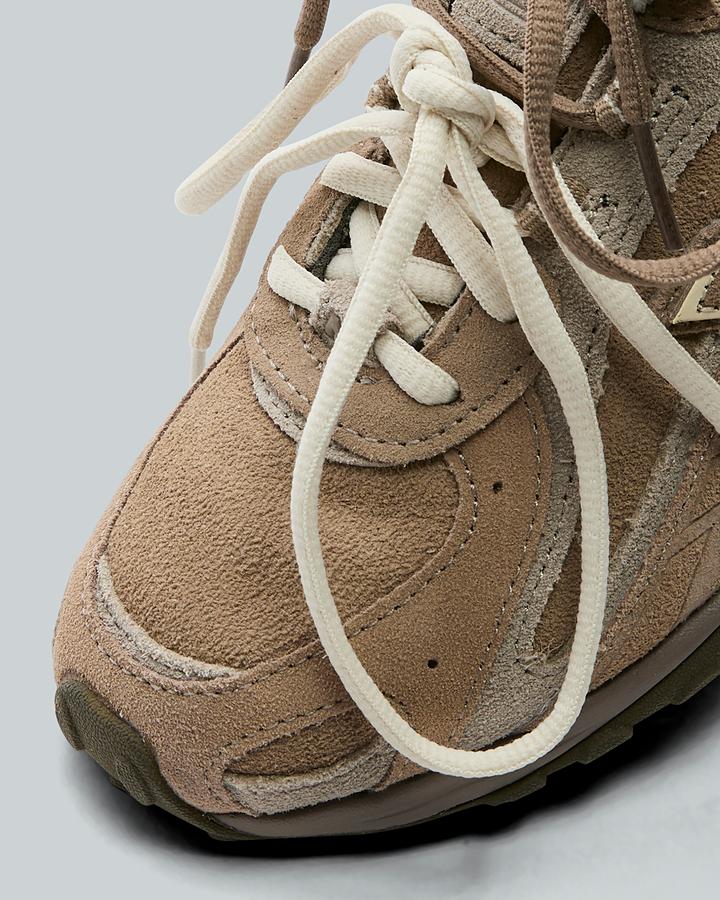 Womens 204L Trainer image 5