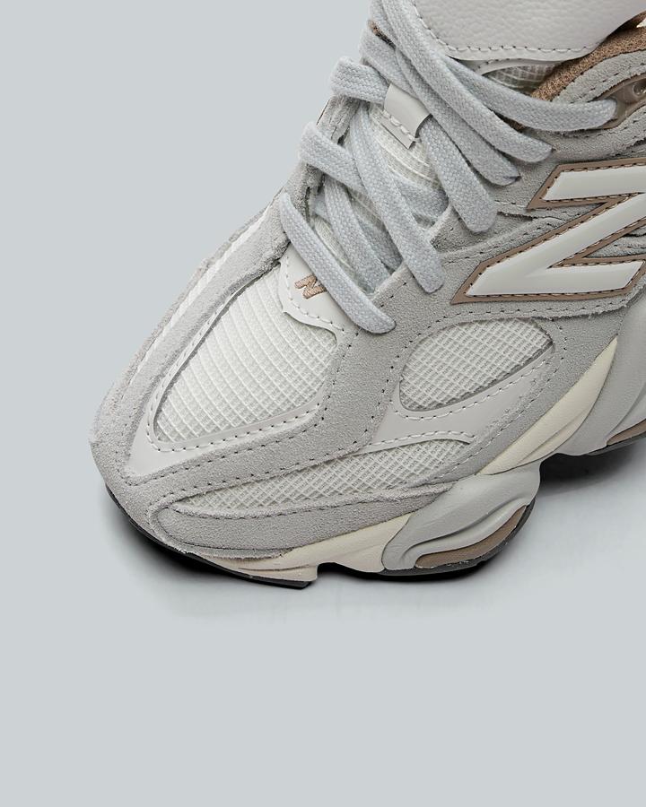 Womens 9060 Trainers image 5
