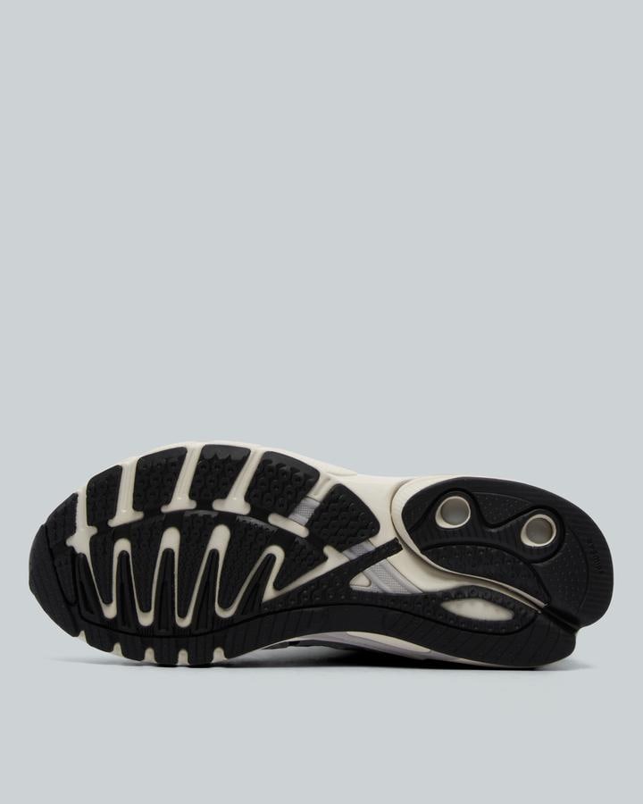 Womens Adistar Control 5 Trainer image 4