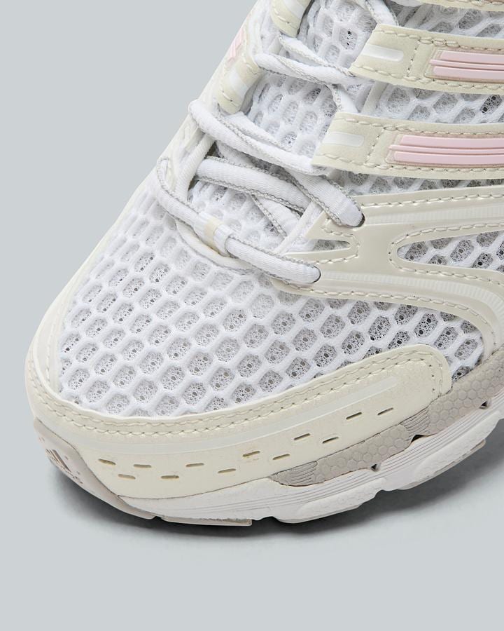 Junior Adistar Control 5 Trainer image 5