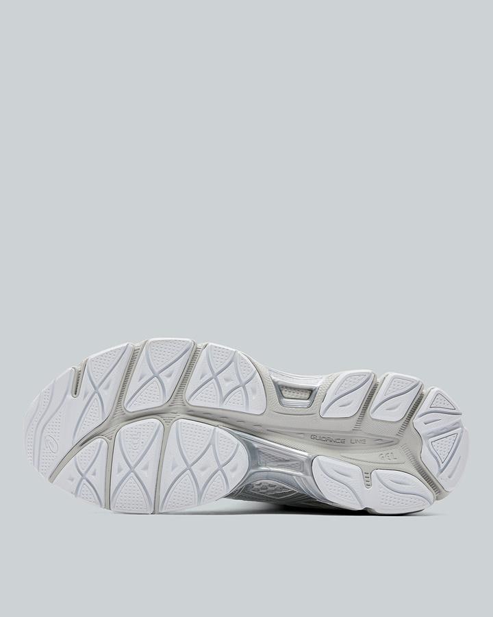 Womens GEL-Cumulus 16 Trainer image 4