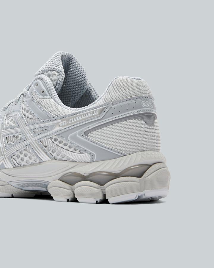 Womens GEL-Cumulus 16 Trainer image 6