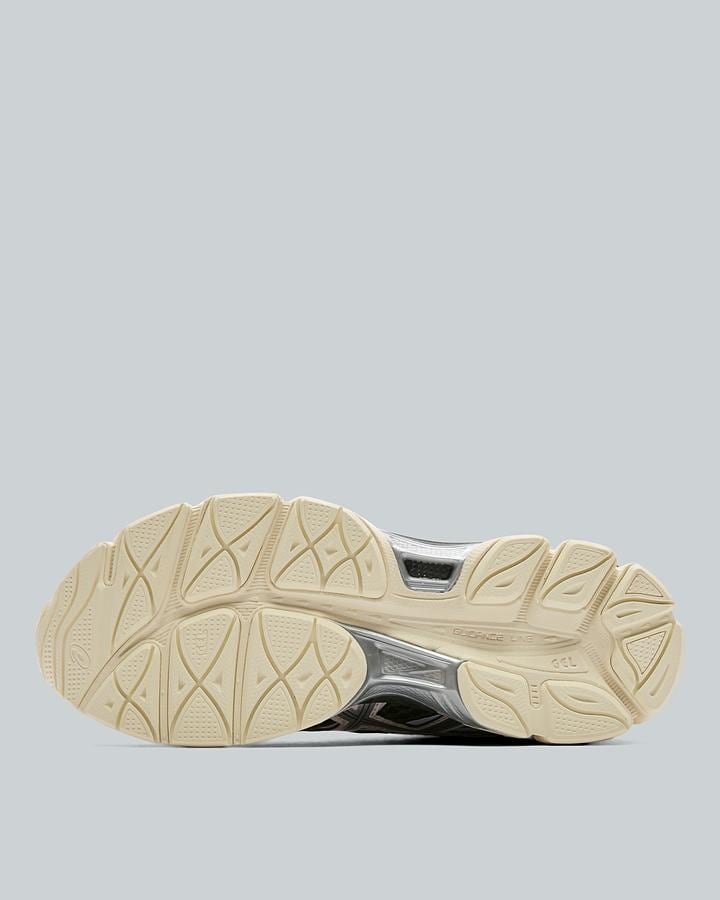 Womens GEL-Cumulus 16 Trainer image 4